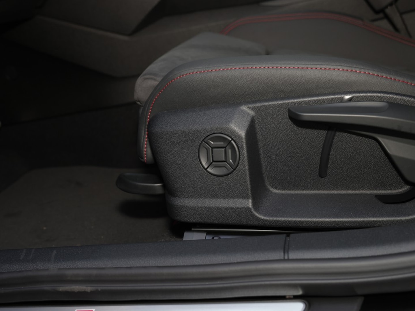 Bild über Audi A3 Sportback TDI S tronic - für weitere Informationen kontaktieren Sie den Audi Partner