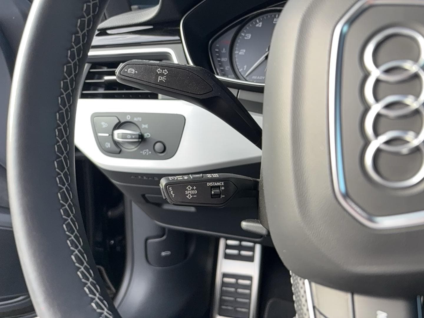 Bild über Audi S5 Cabriolet TFSI quattro tiptronic - für weitere Informationen kontaktieren Sie den Audi Partner