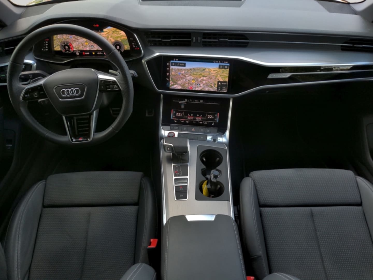 Bild über Audi S6 Avant TDI quattro tiptronic - für weitere Informationen kontaktieren Sie den Audi Partner