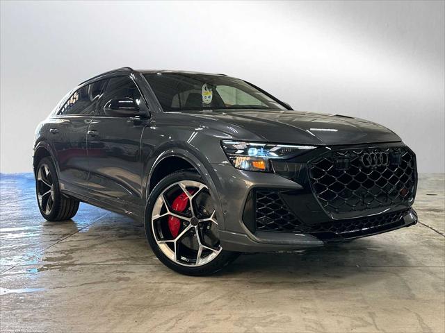 2026 Audi RS Q8 Base's photo