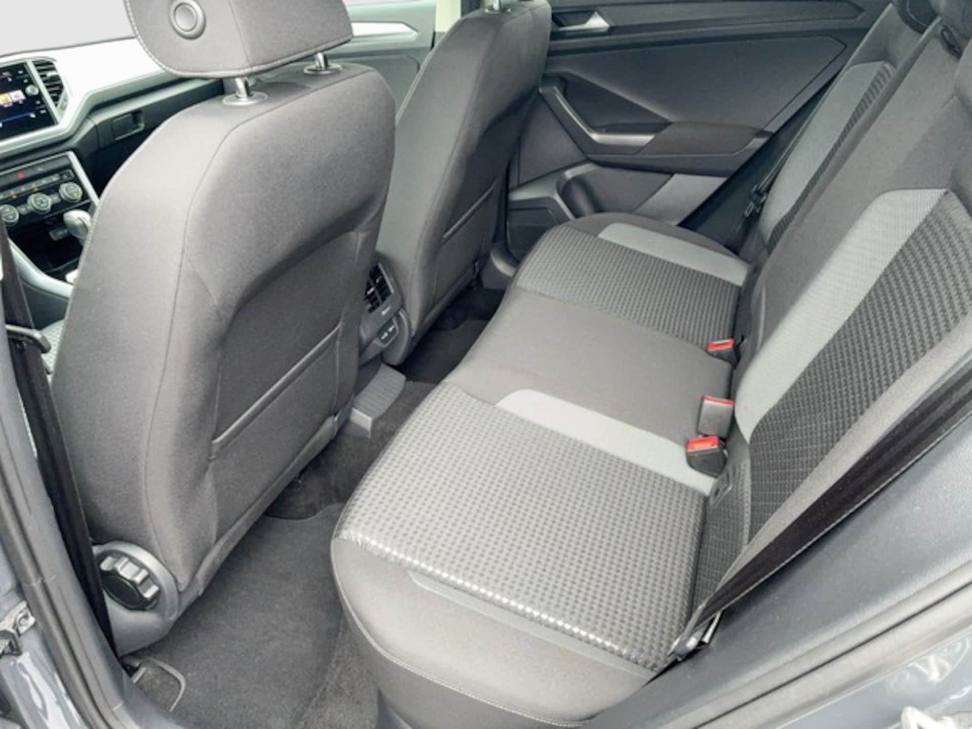 Volkswagen T-Roc Active