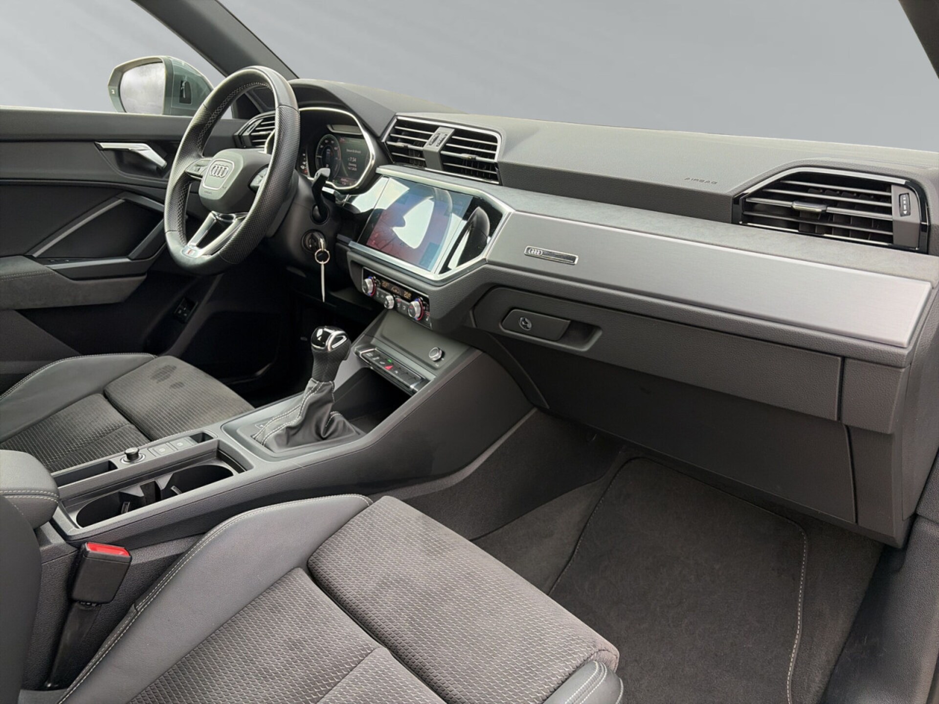 Audi Q3 TFSI e S line