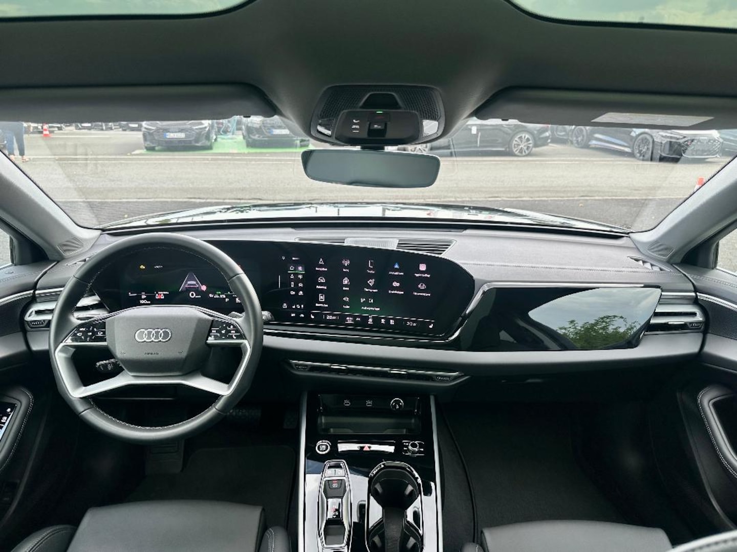 Bild über Audi A5 Avant TDI quattro 150 kW S tronic - für weitere Informationen kontaktieren Sie den Audi Partner