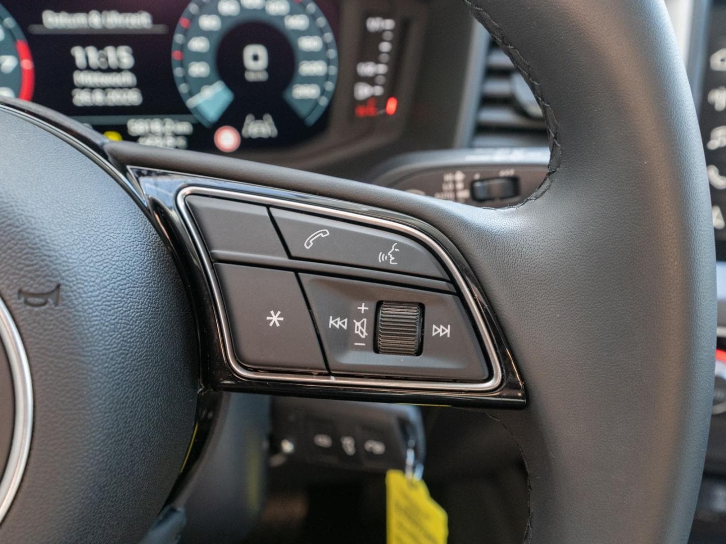 Bild über Audi A1 Sportback S line 25 TFSI S tronic - für weitere Informationen kontaktieren Sie den Audi Partner