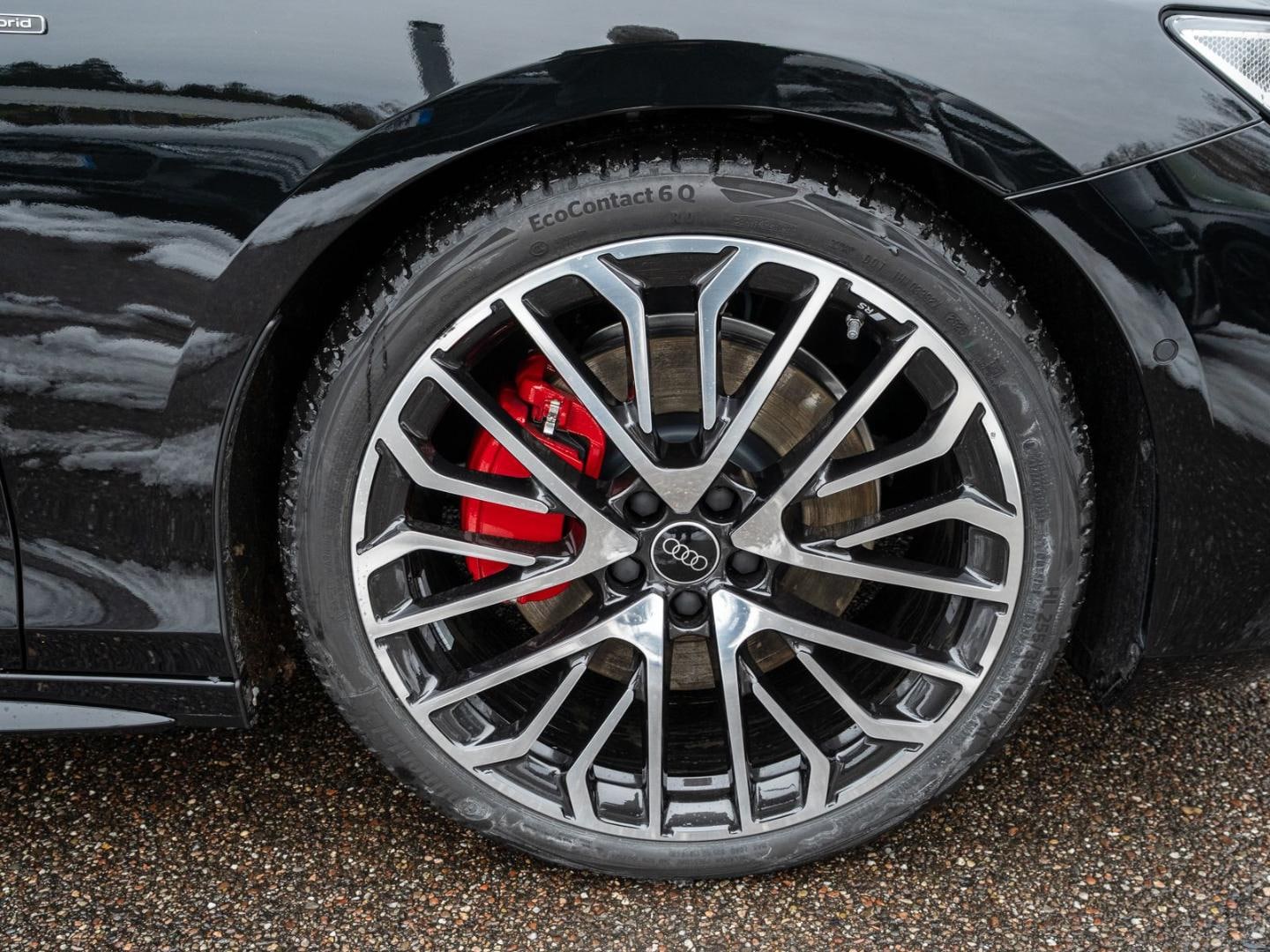 Bild über Audi A6 Avant e-hybrid e-hybrid quattro 270 kW S tronic - für weitere Informationen kontaktieren Sie den Audi Partner