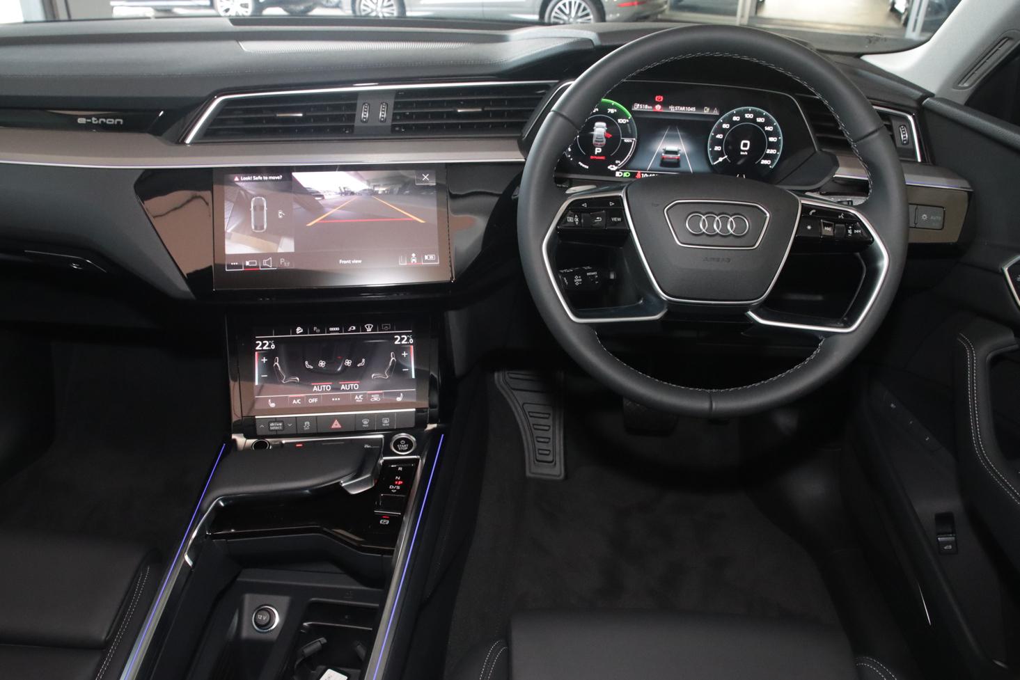 Audi Q8 Sportback e-tron