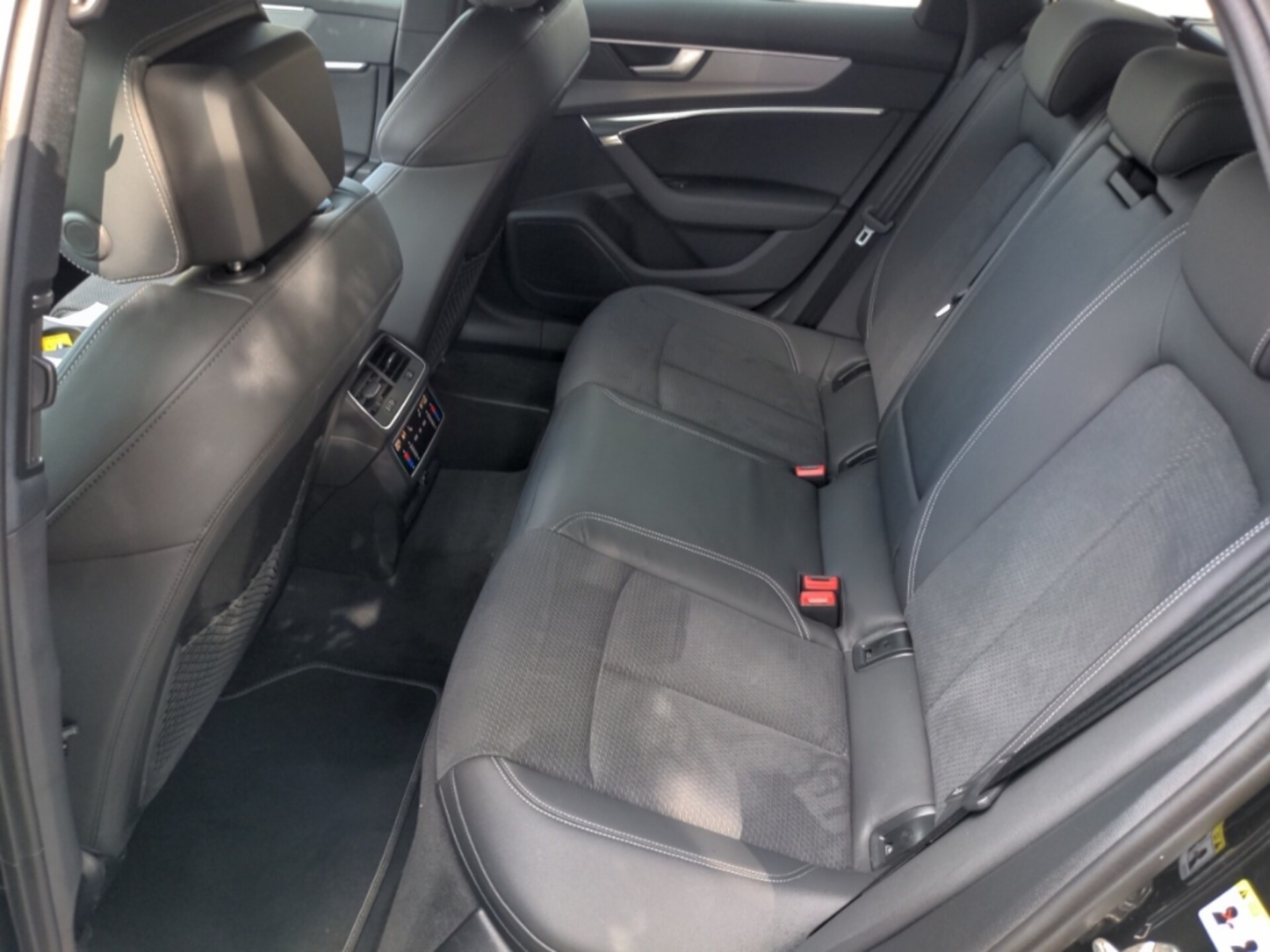 Audi S6 Avant