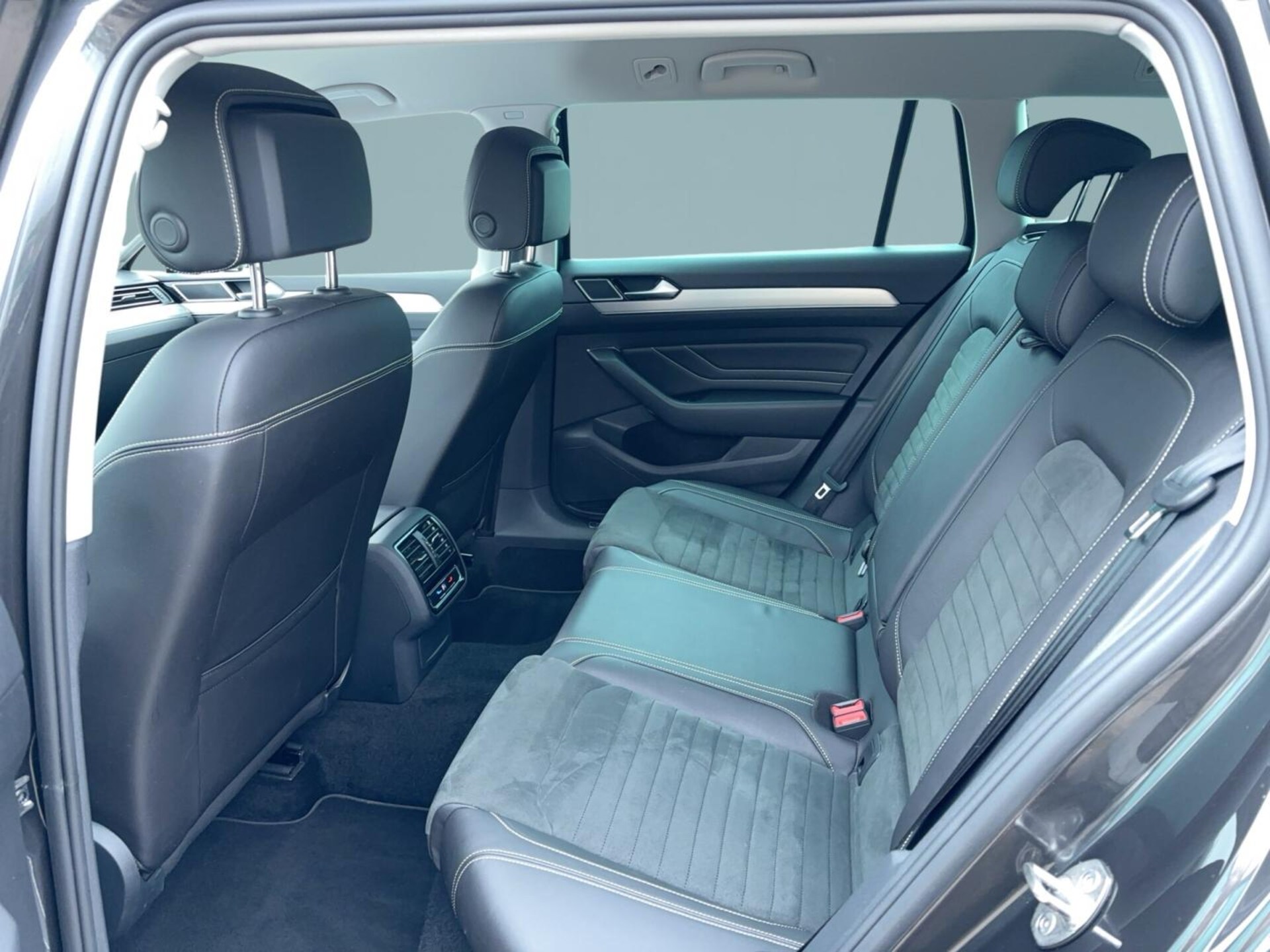 Volkswagen Passat Variant Elegance