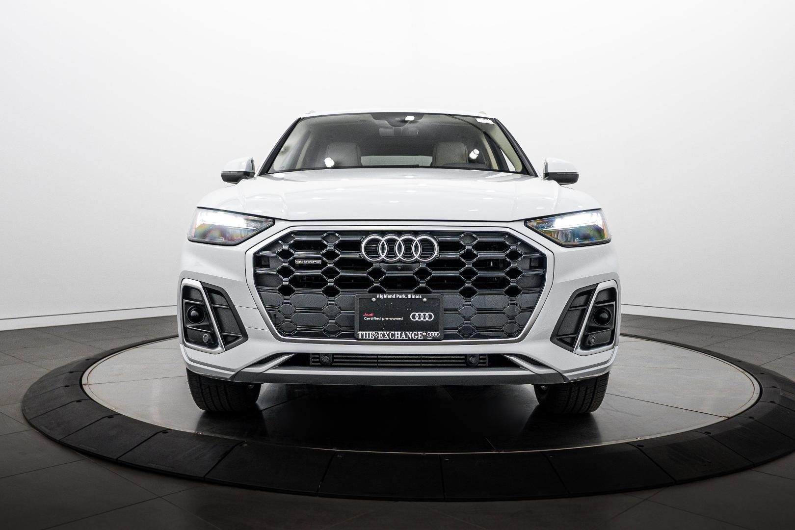 2024 Audi Q5 45 Premium Plus's photo