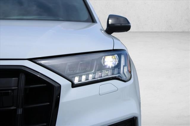 2023 Audi SQ7