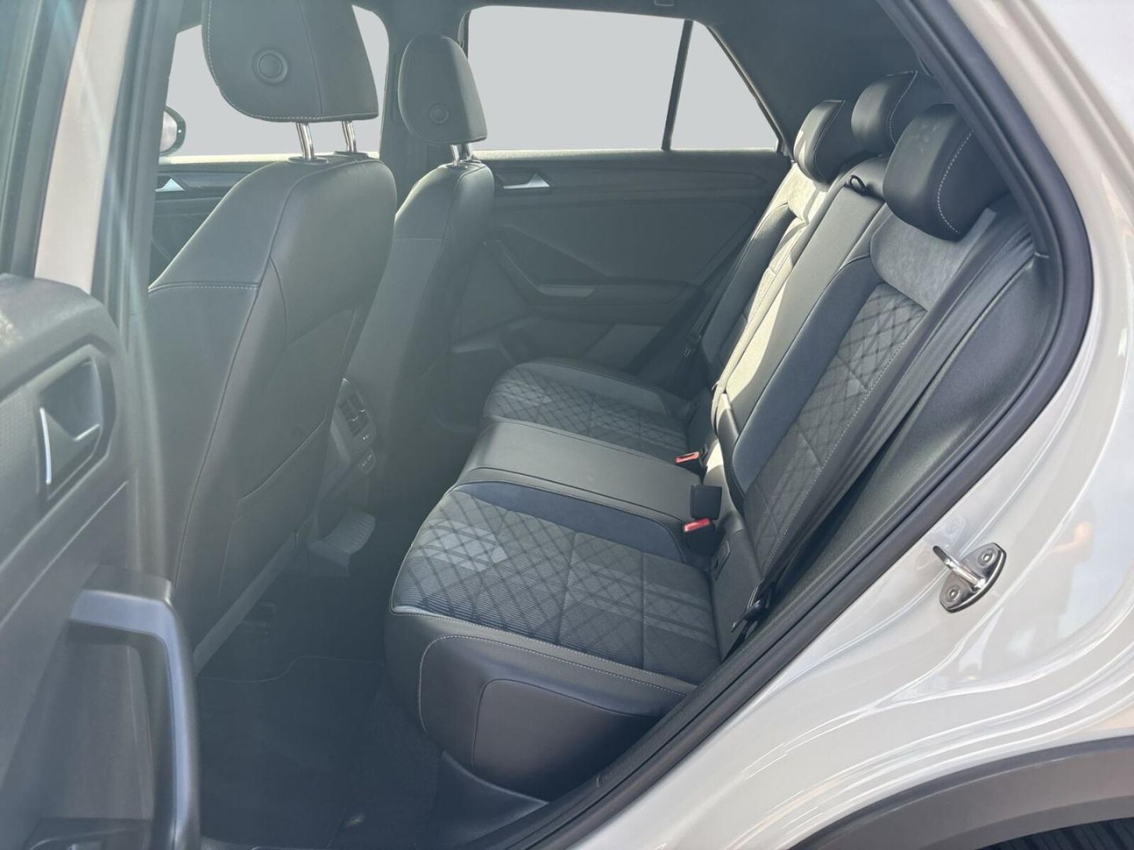 Volkswagen T-Roc – Bild 11