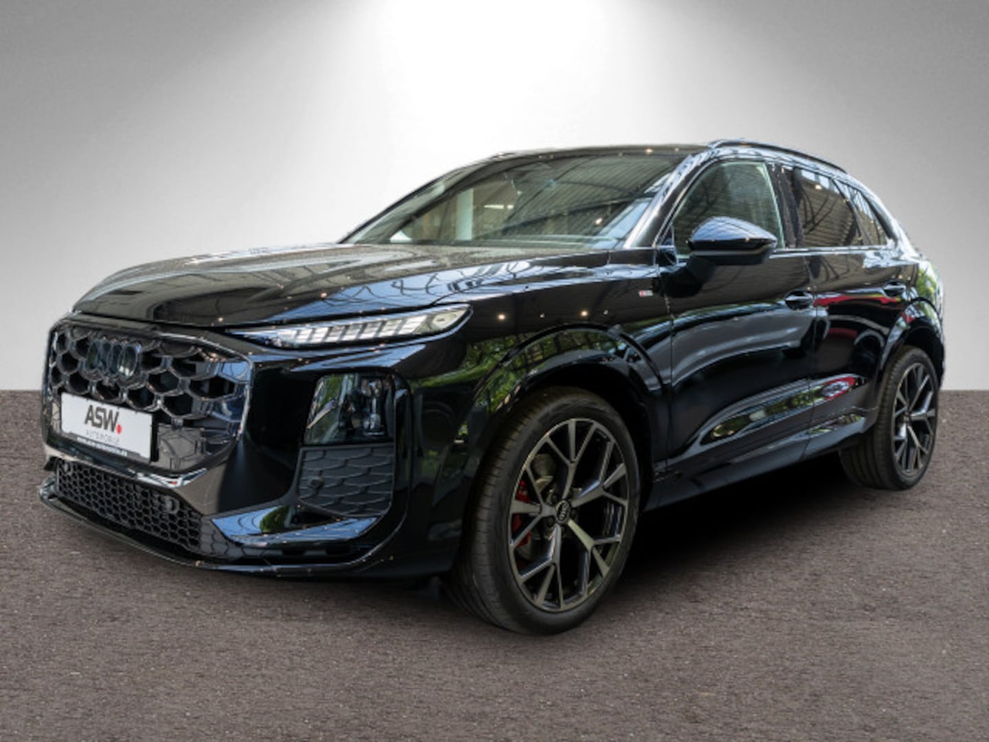 Bild über Audi Q3 SUV TFSI 110 kW S tronic - für weitere Informationen kontaktieren Sie den Audi Partner