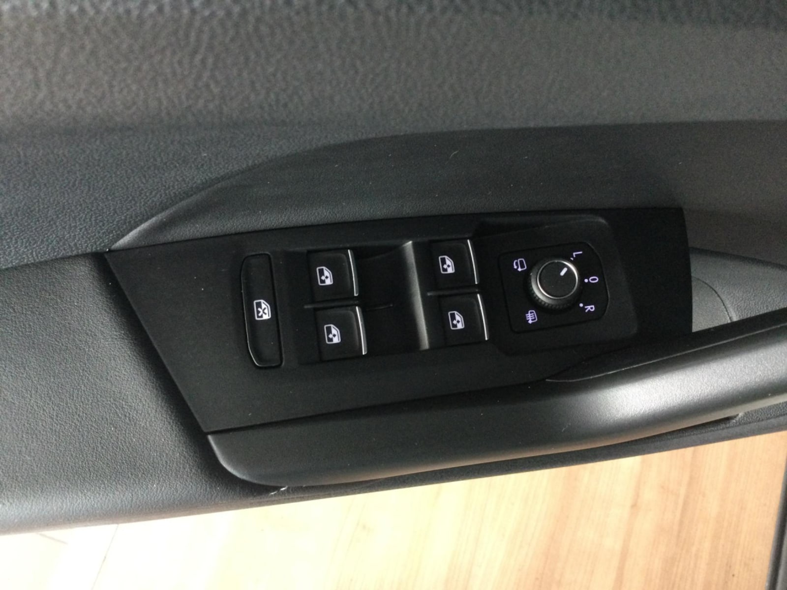 Volkswagen T-Cross – Bild 14
