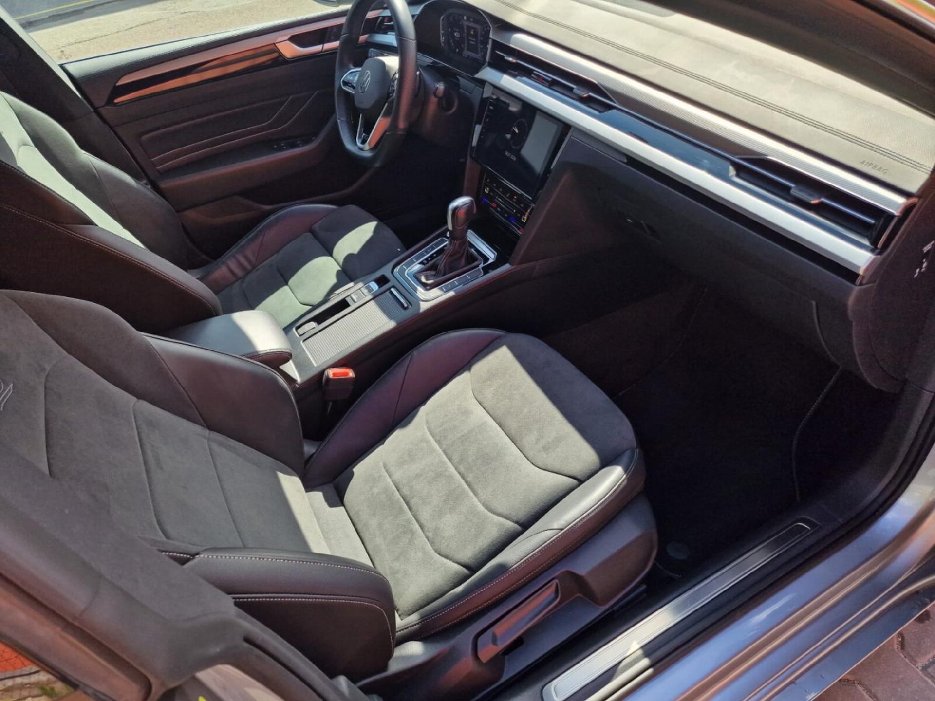 Volkswagen Arteon R-Line