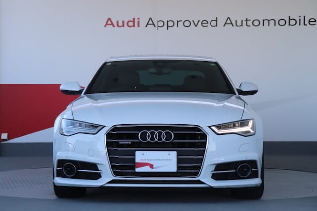 Audi A6 Sedan