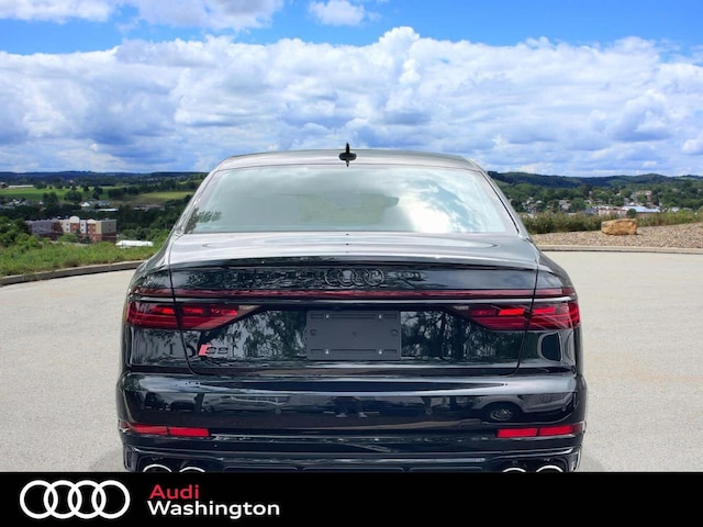 2025 Audi S8 L