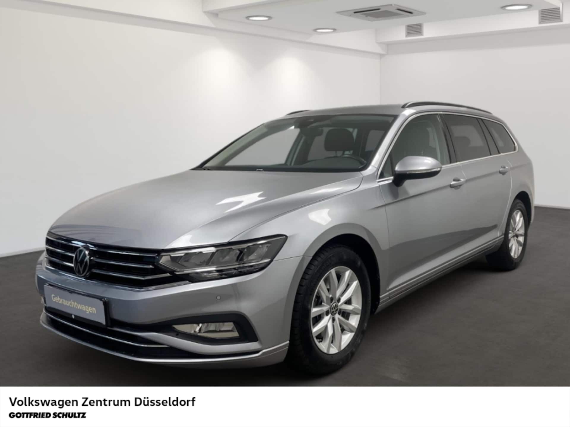 Volkswagen Passat Variant 2023 — Business 1.5 TSI DSG LED Sitzheiz
