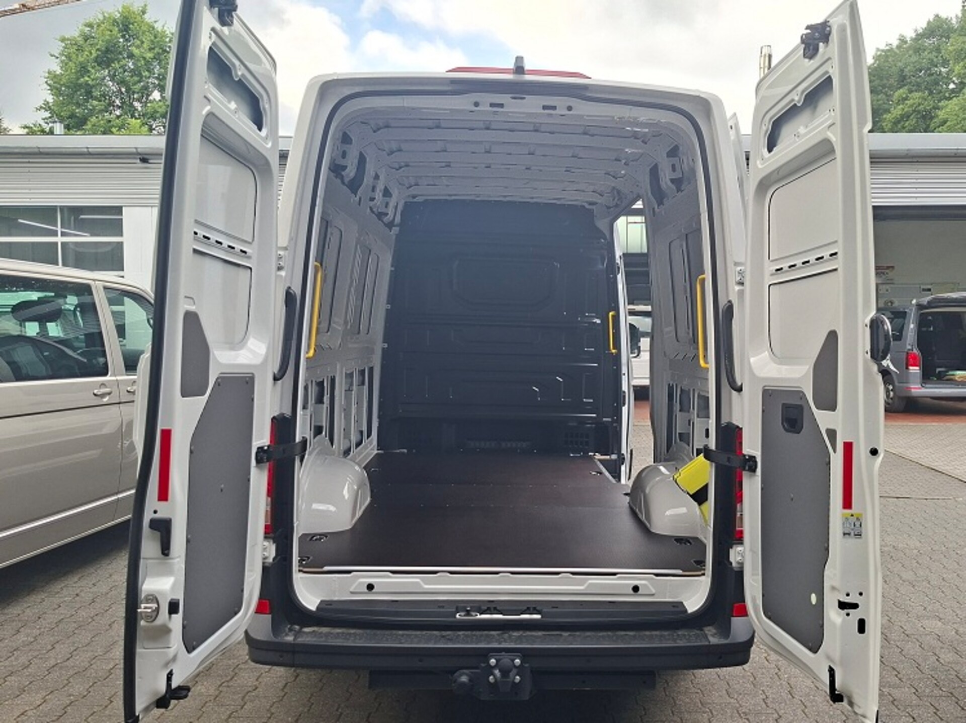 Volkswagen Crafter Kasten mittlerer Radstand