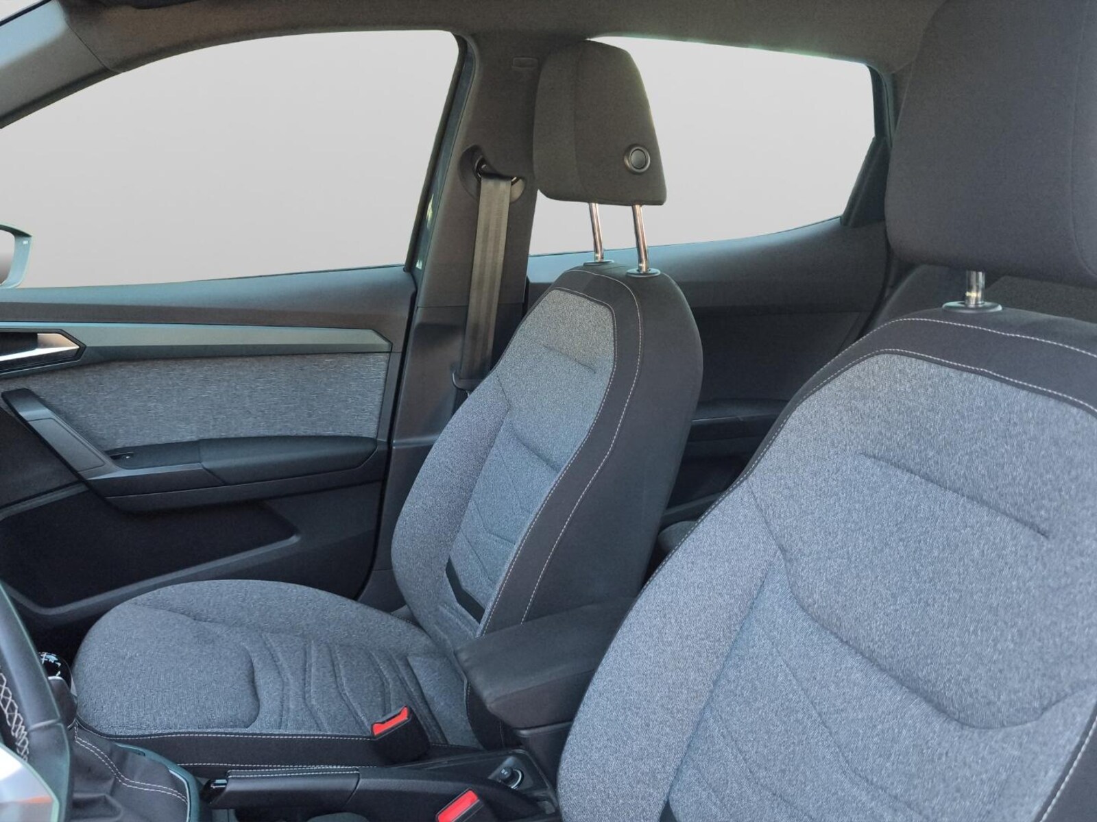 SEAT Arona – Bild 12