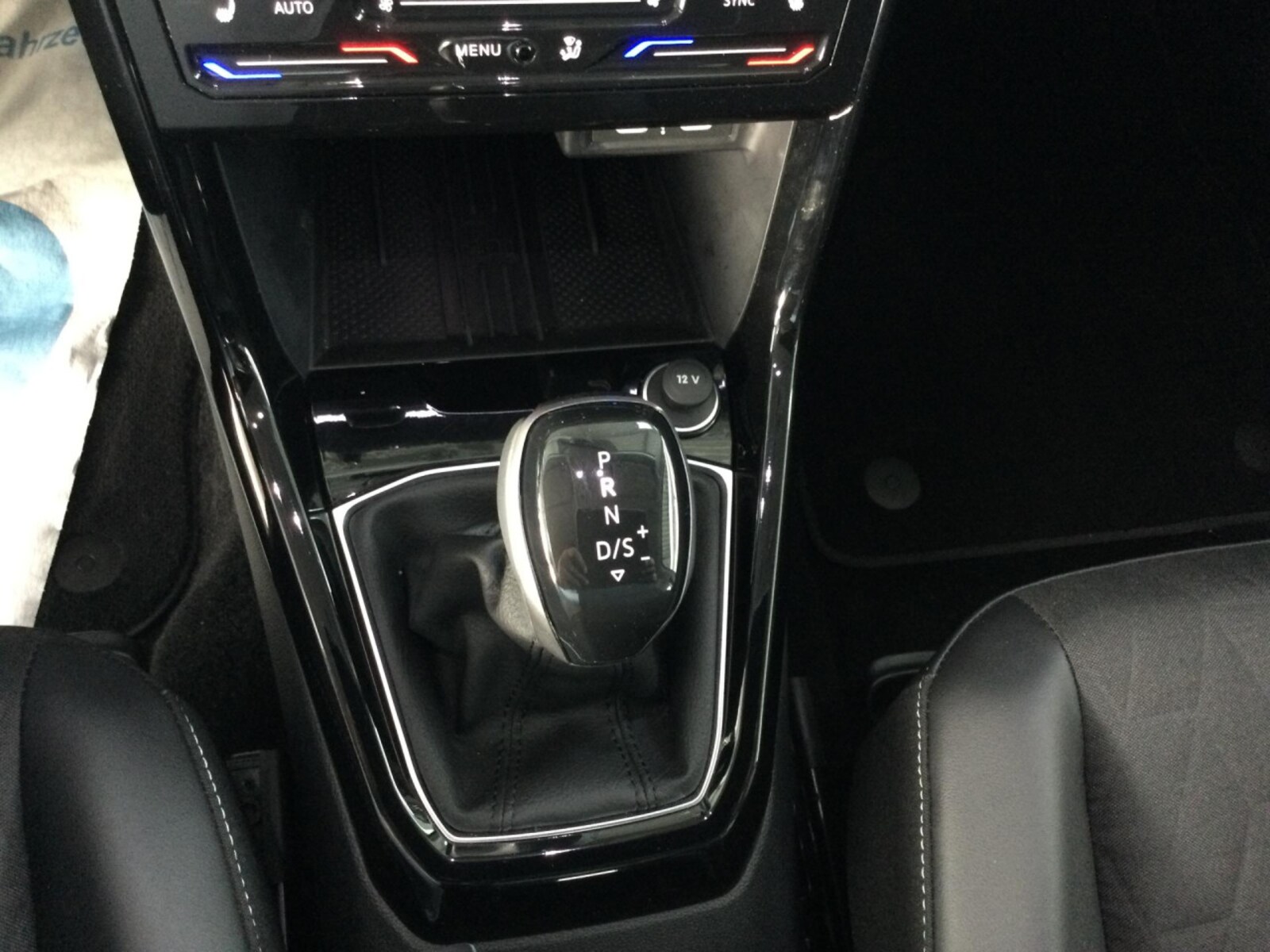 Volkswagen T-Cross – Bild 17