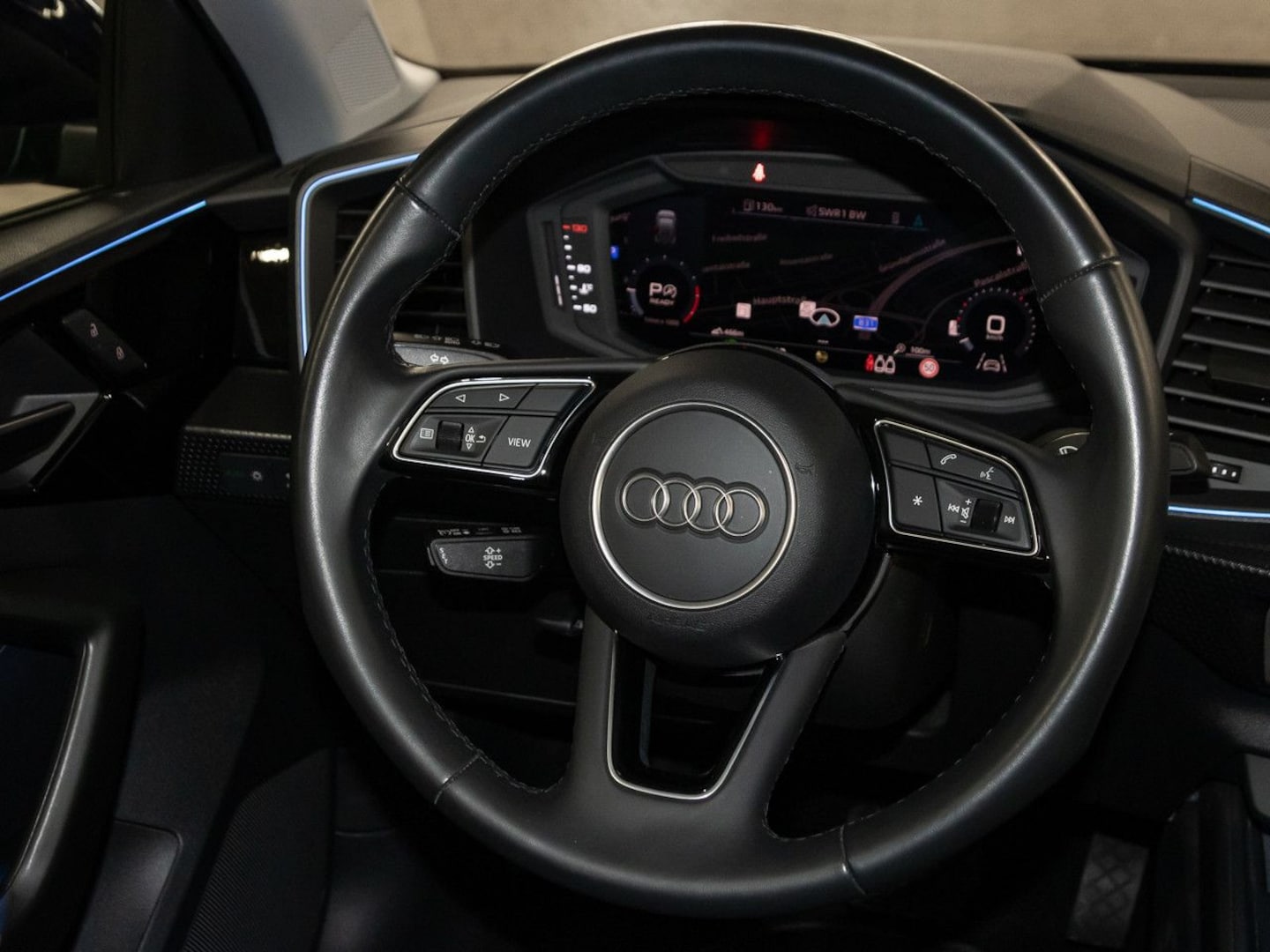 Bild über Audi A1 allstreet 30 TFSI S tronic - für weitere Informationen kontaktieren Sie den Audi Partner