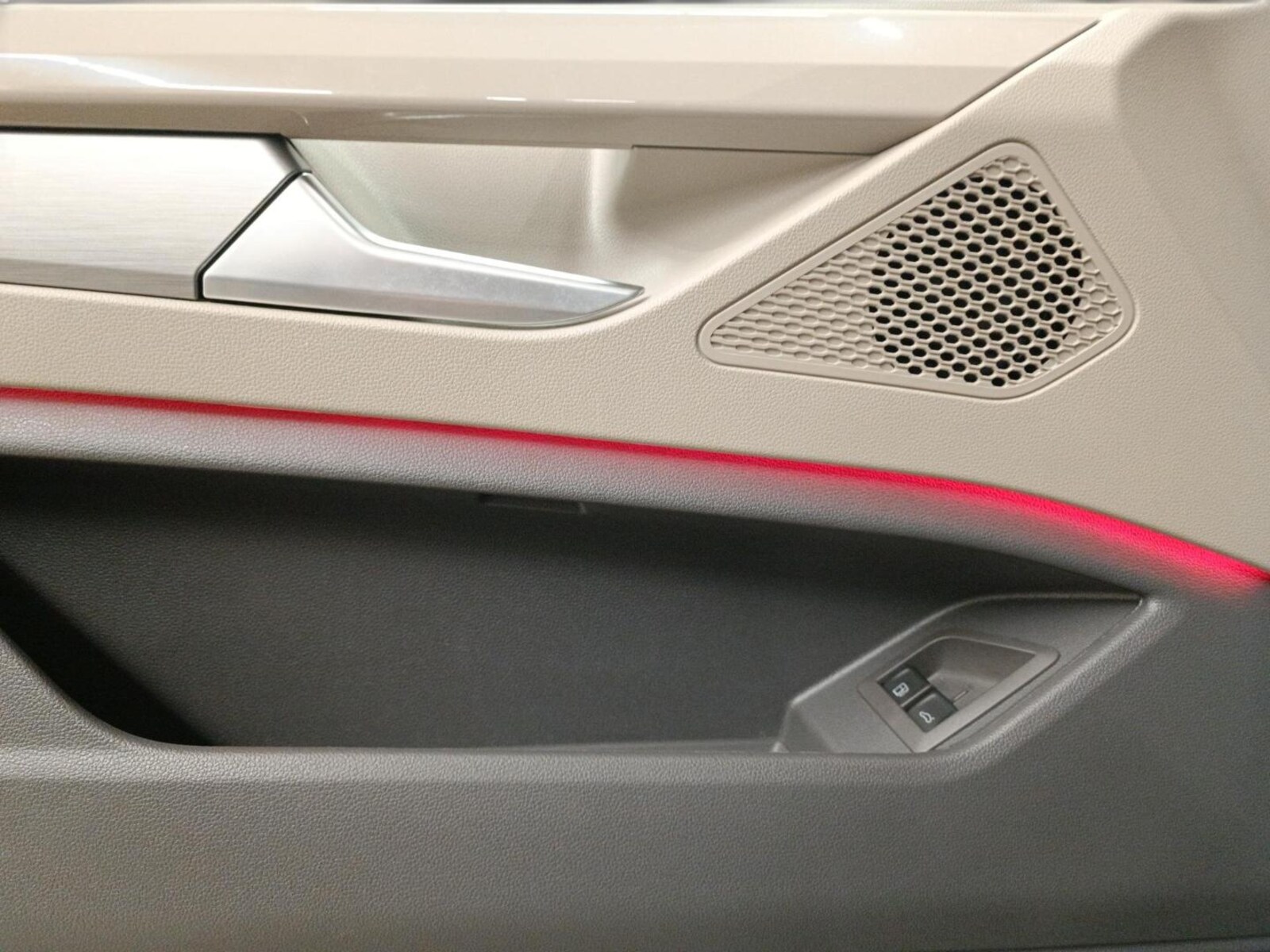Volkswagen Multivan Langversion – Bild 16