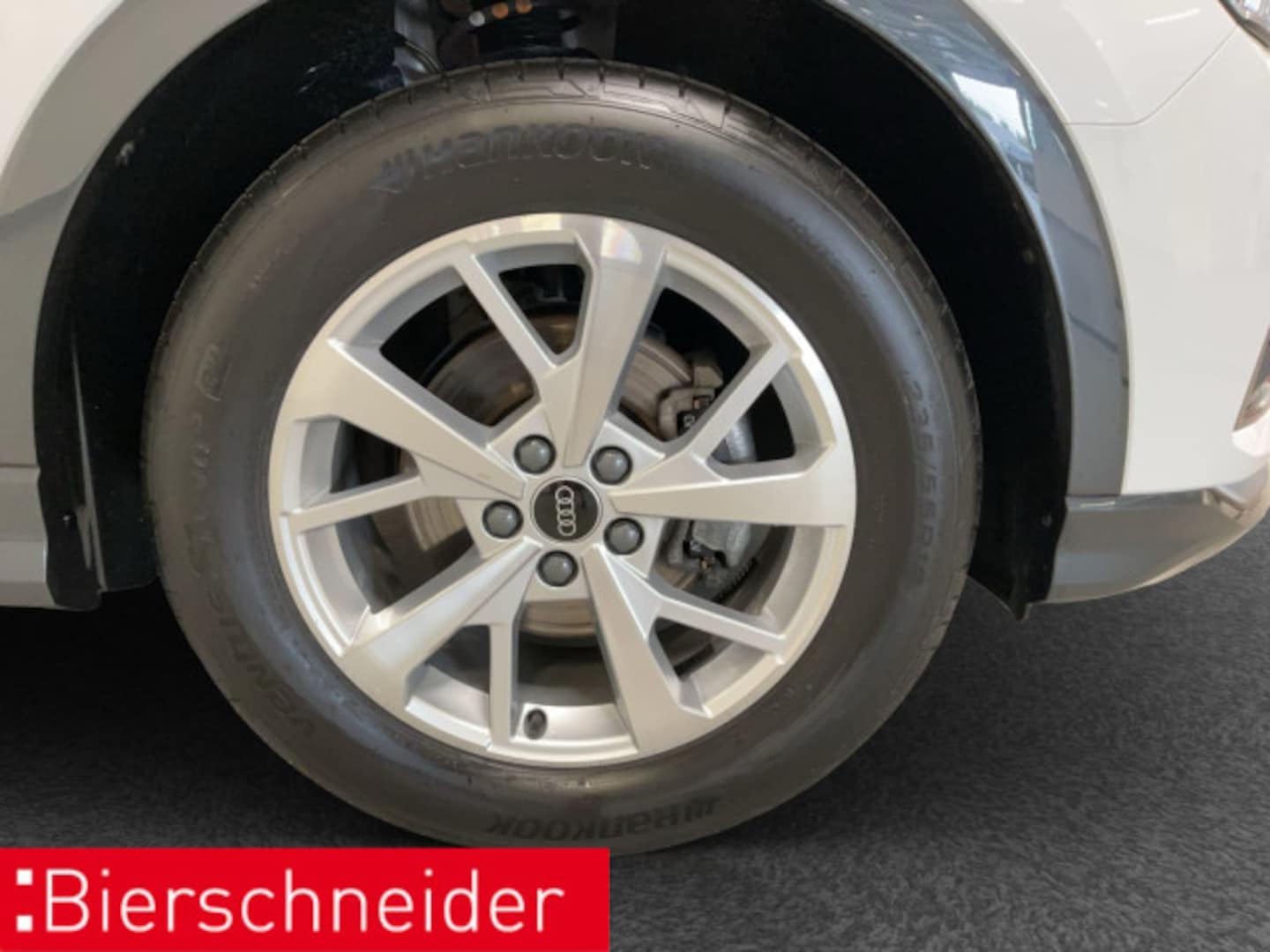 Bild über Audi Q3 advanced 35 TFSI S tronic - für weitere Informationen kontaktieren Sie den Audi Partner