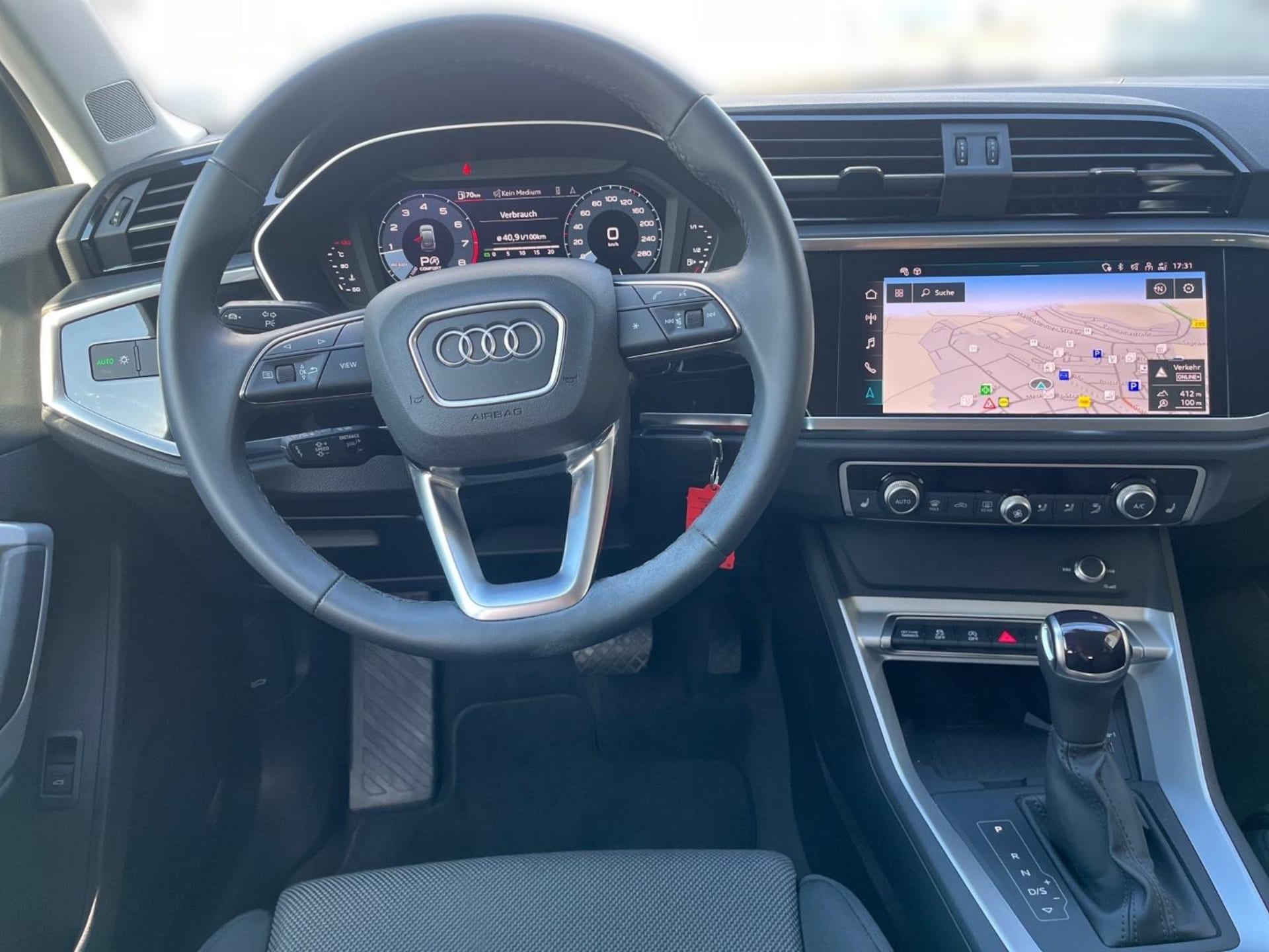 Audi Q3 Sportback S line