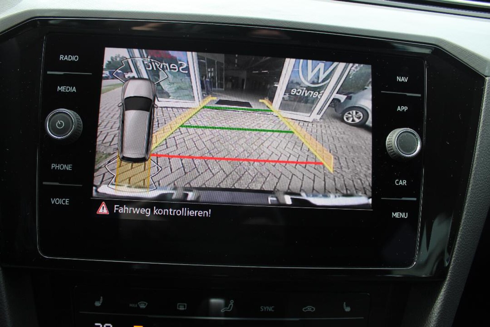 Volkswagen Passat Variant – Bild 8