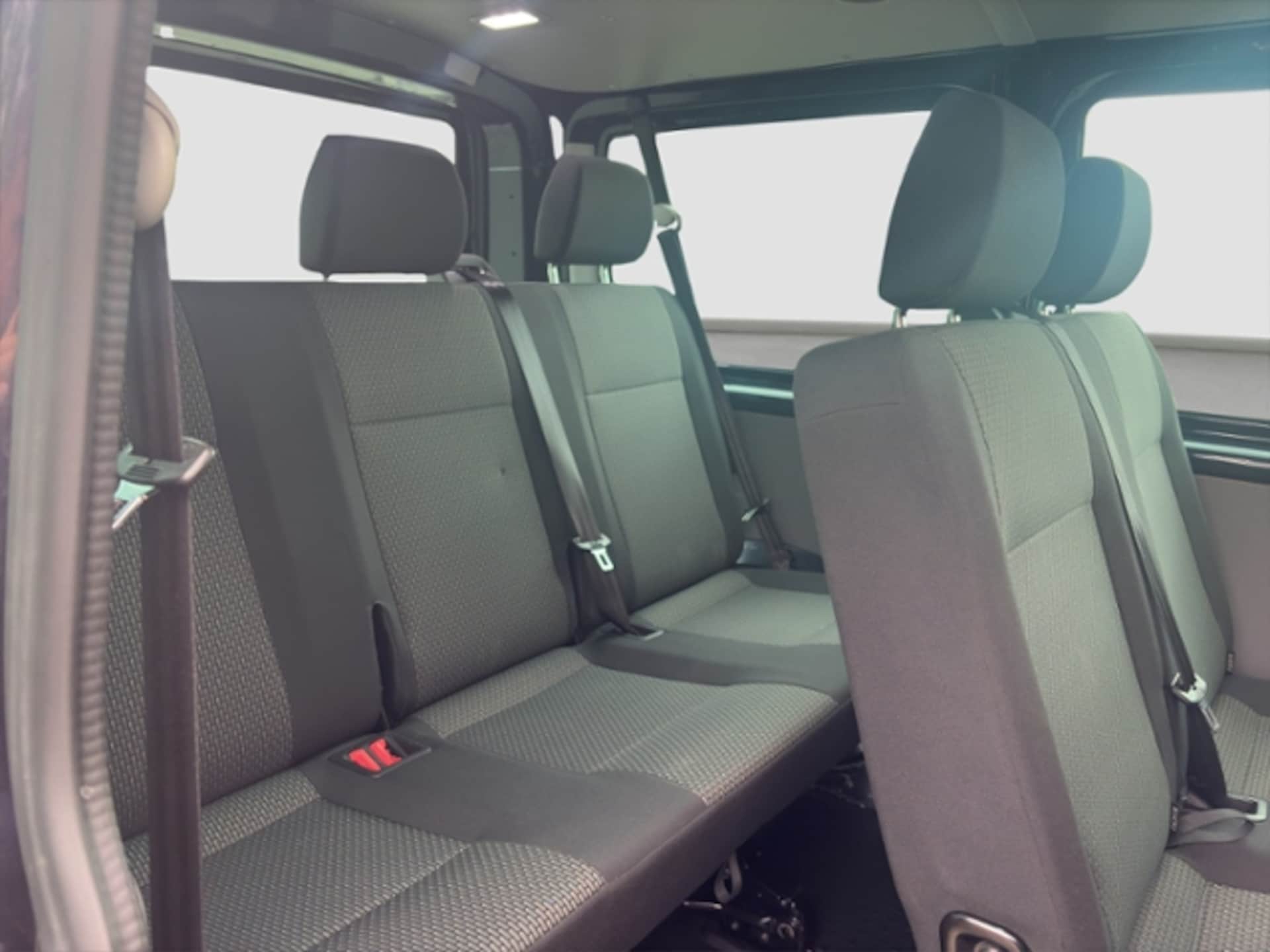 Volkswagen T6.1 Transporter Kombi kurzer Radstand