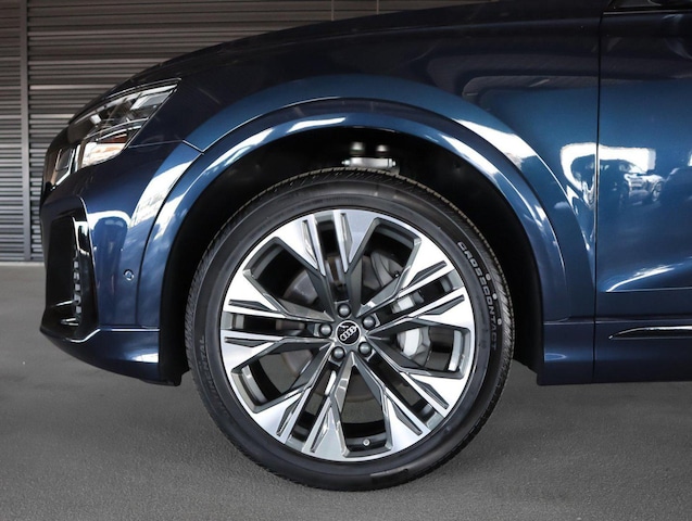 2025 Audi Q8