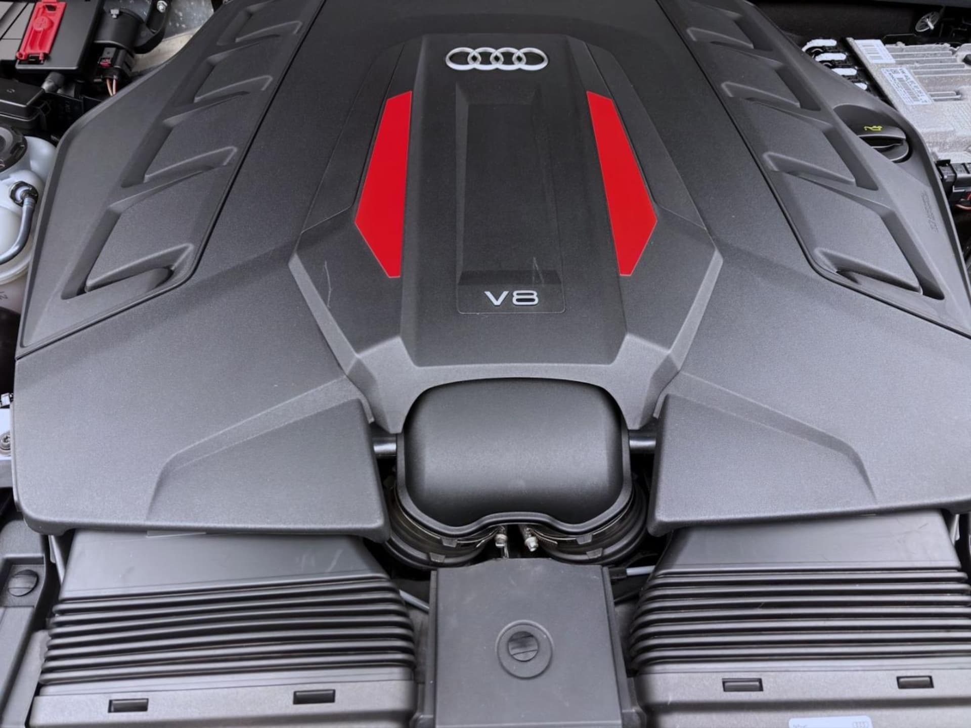 Audi SQ8 SUV