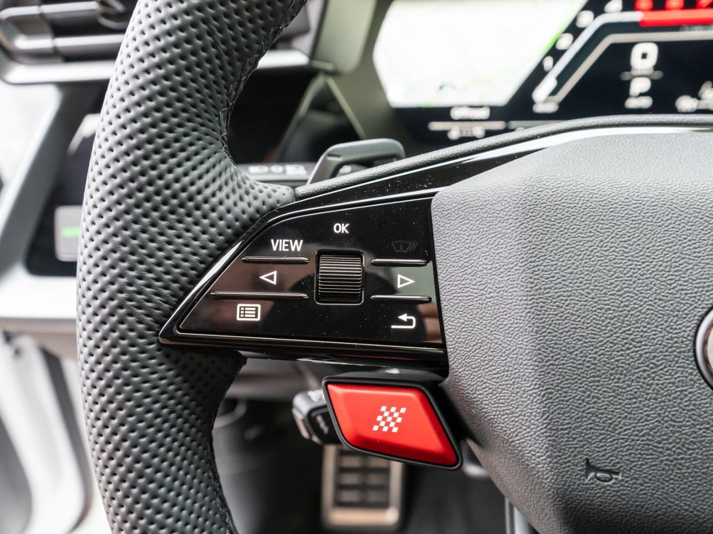 Bild über Audi RS 3 Sportback TFSI quattro 294 kW S tronic - für weitere Informationen kontaktieren Sie den Audi Partner