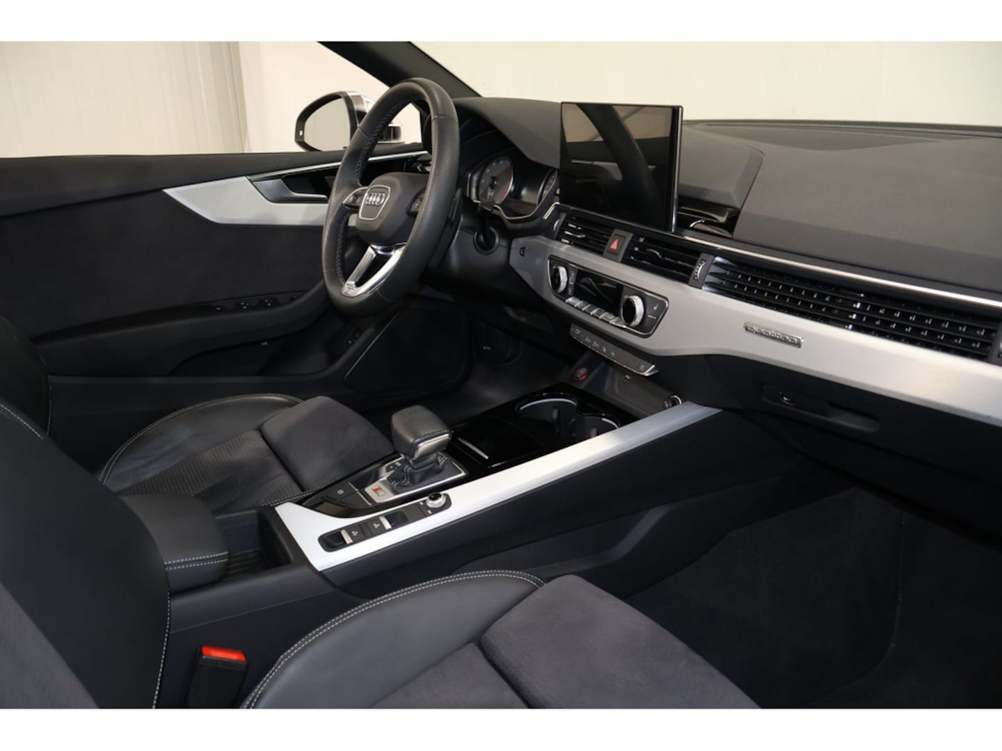 Bild über Audi S5 Cabriolet TFSI quattro tiptronic - für weitere Informationen kontaktieren Sie den Audi Partner
