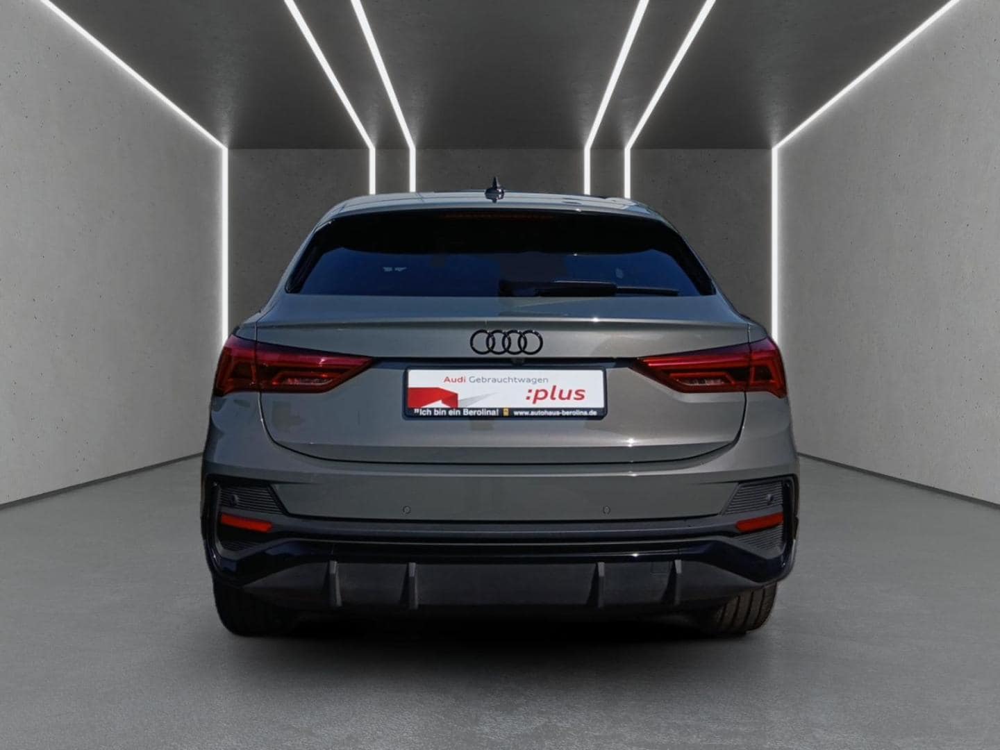 Bild über Audi Q3 Sportback S line 35 TFSI S tronic - für weitere Informationen kontaktieren Sie den Audi Partner