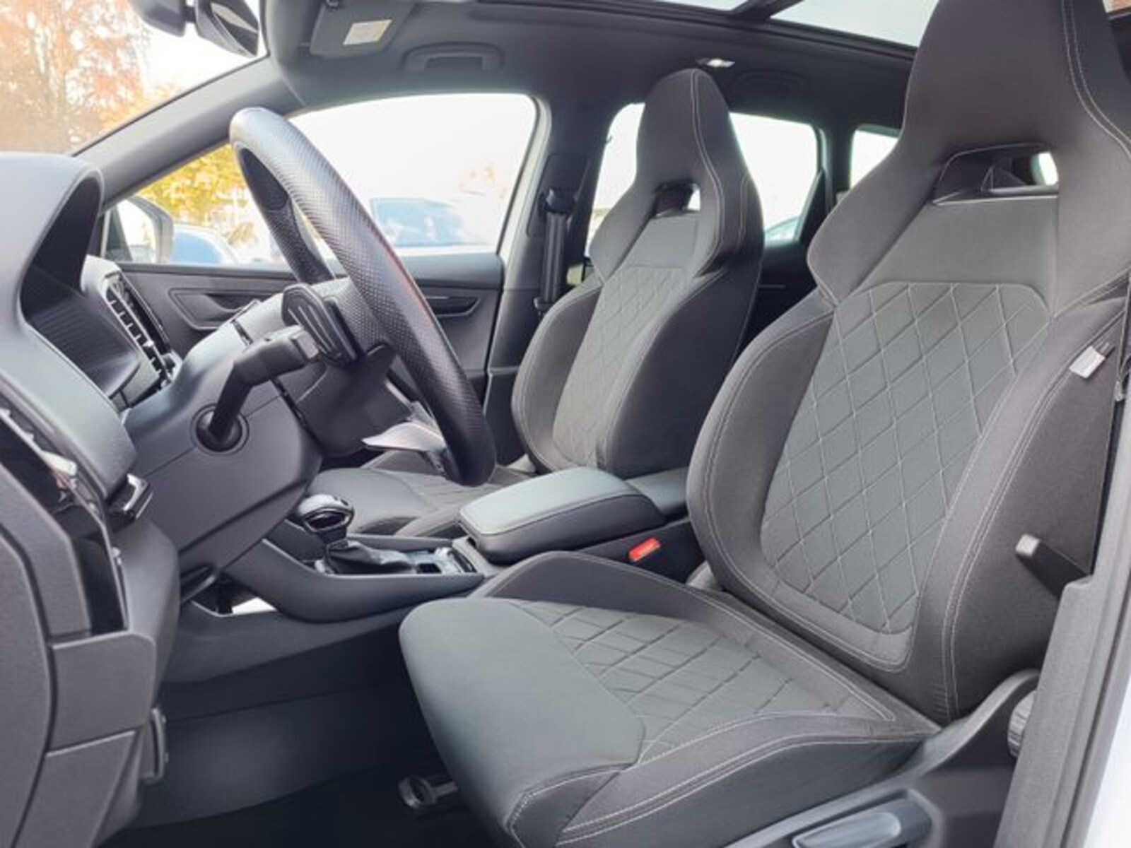 Škoda Karoq – Bild 12