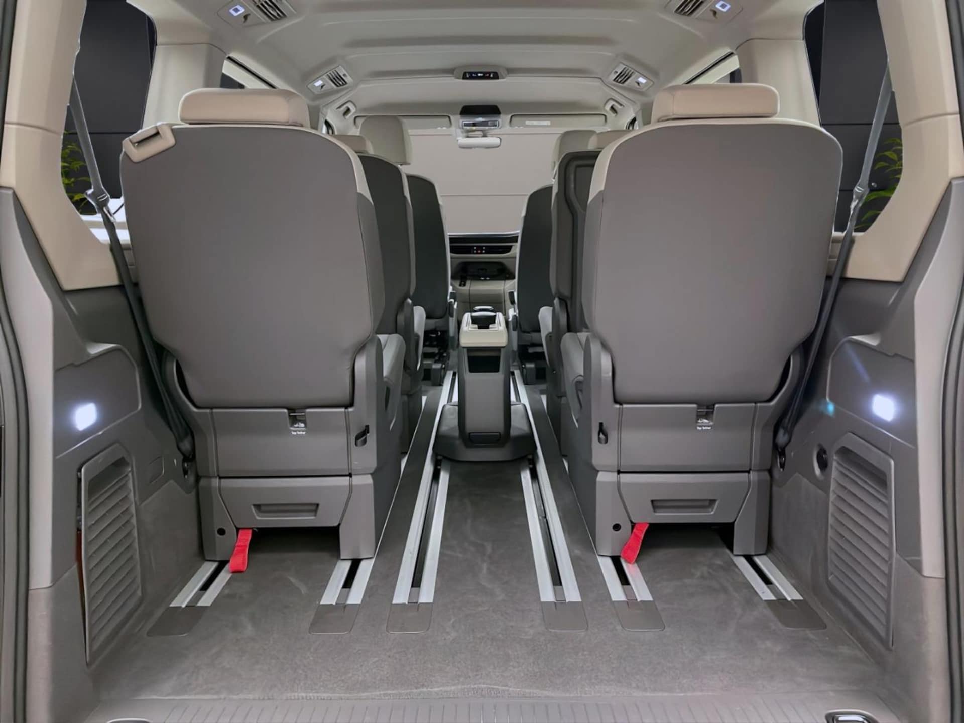 Volkswagen Multivan Basis-Modell