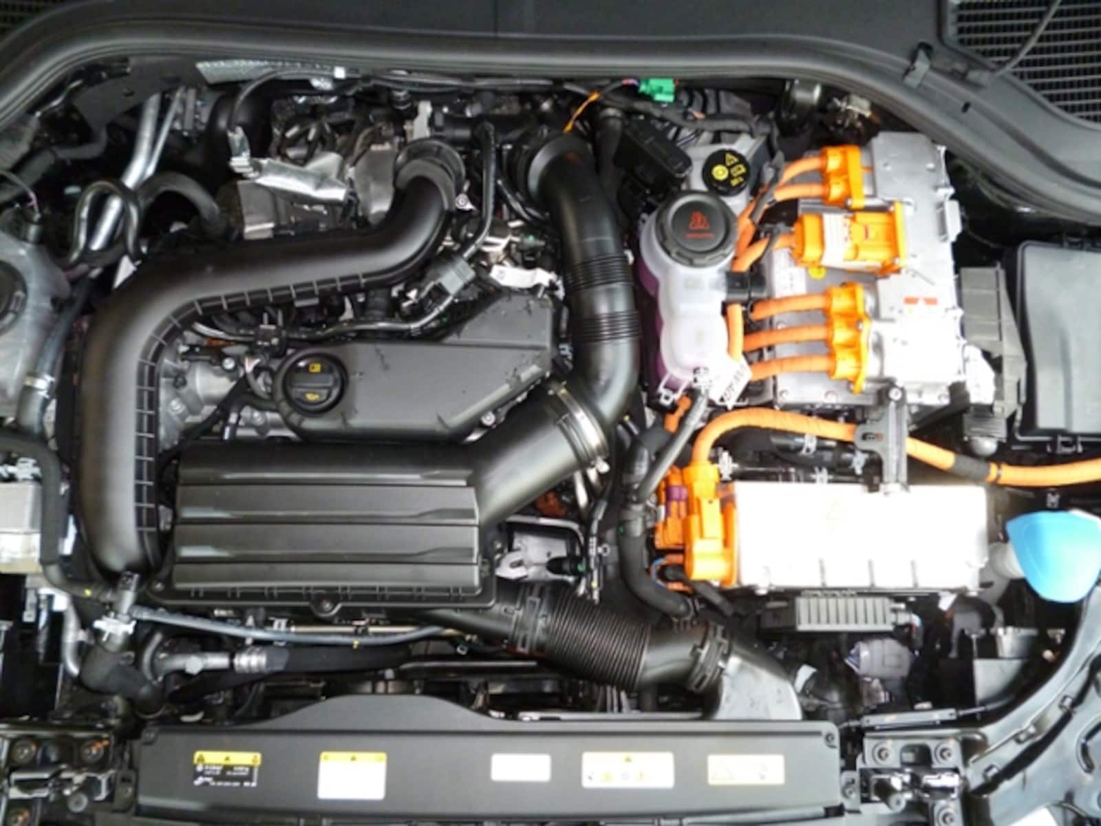Volkswagen Passat – Bild 16