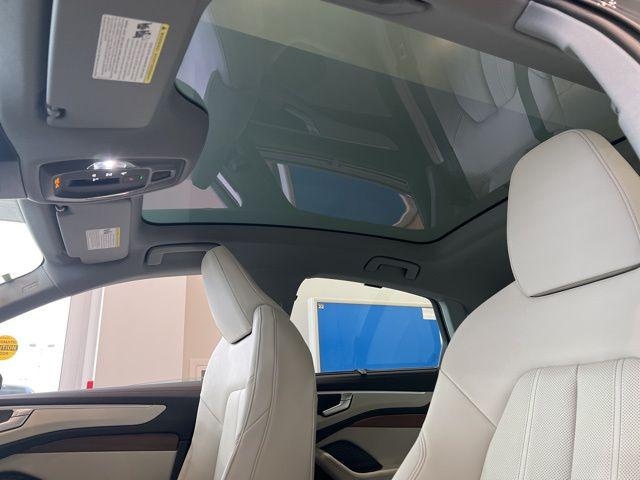 2026 Audi A6 Premium Plus - Photo 10
