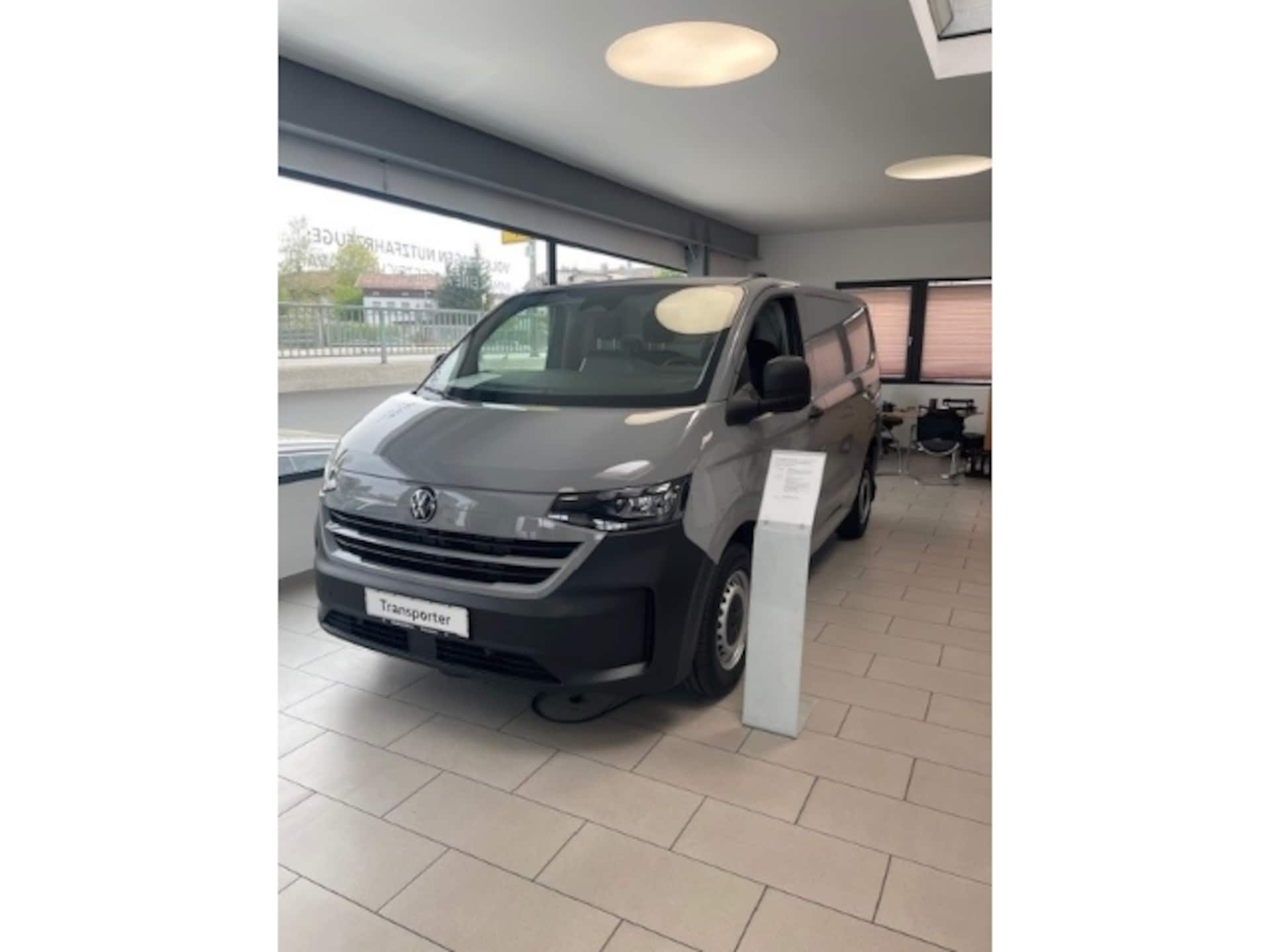 Volkswagen Transporter Kasten kurzer Radstand