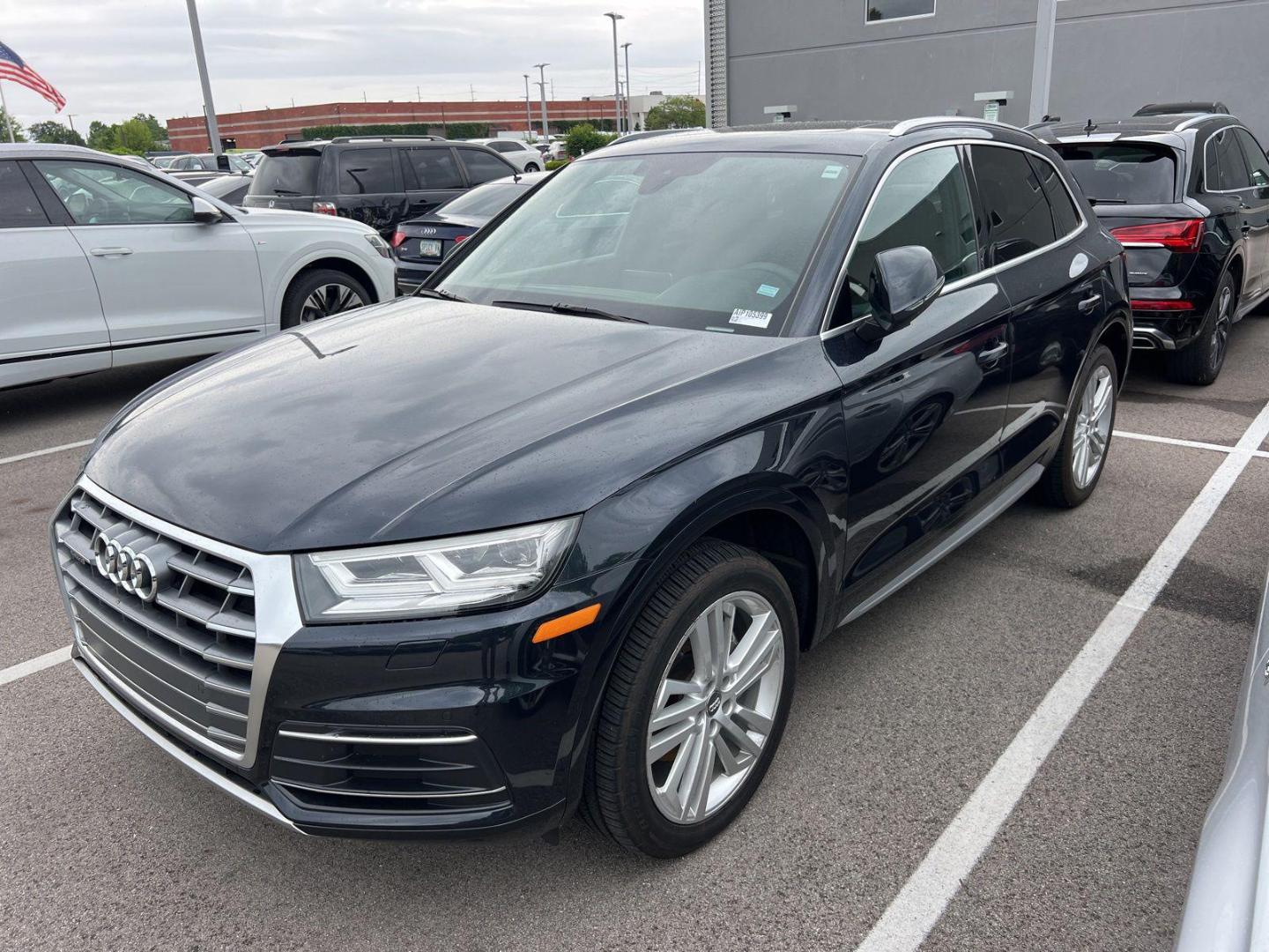 2019 Audi Q5 2.0T quattro S tronic Premium Plus's photo