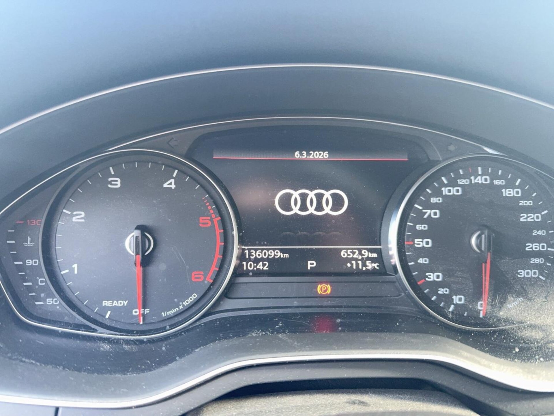 Audi A4 Avant S line