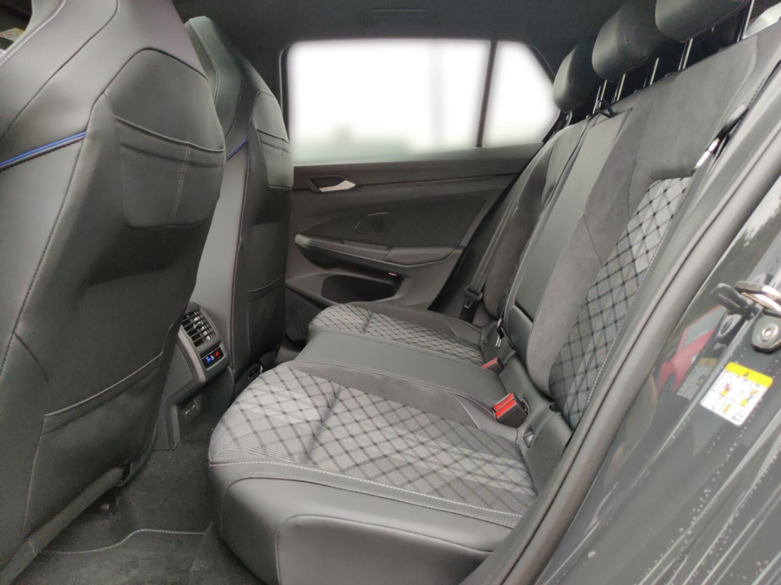 Volkswagen Golf – Bild 11