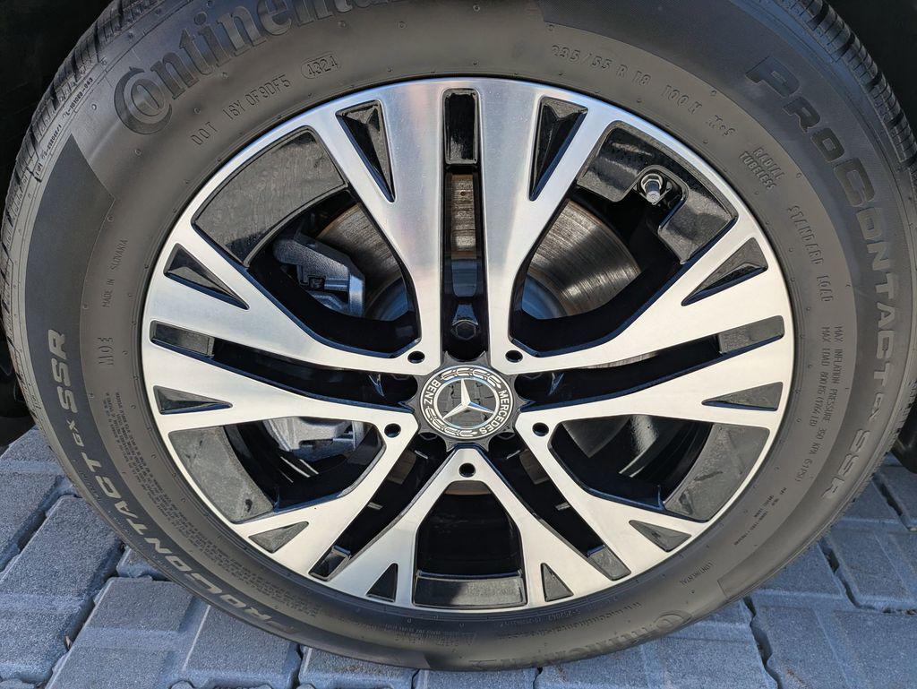 2025 Mercedes-Benz GLA GLA250 - Photo 9