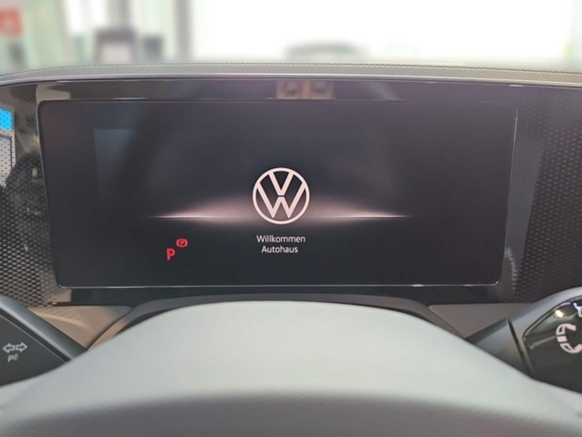 Volkswagen Passat Business