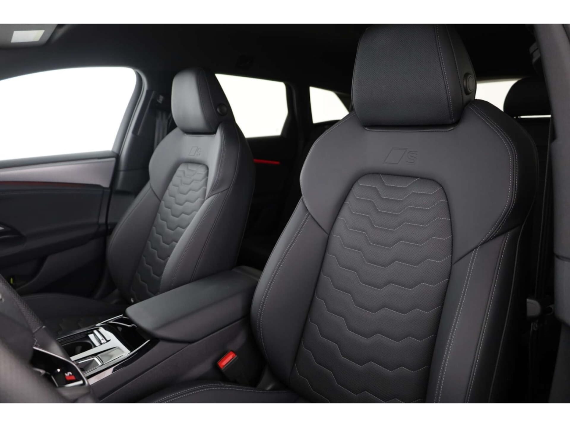 Audi S6 Avant e-tron