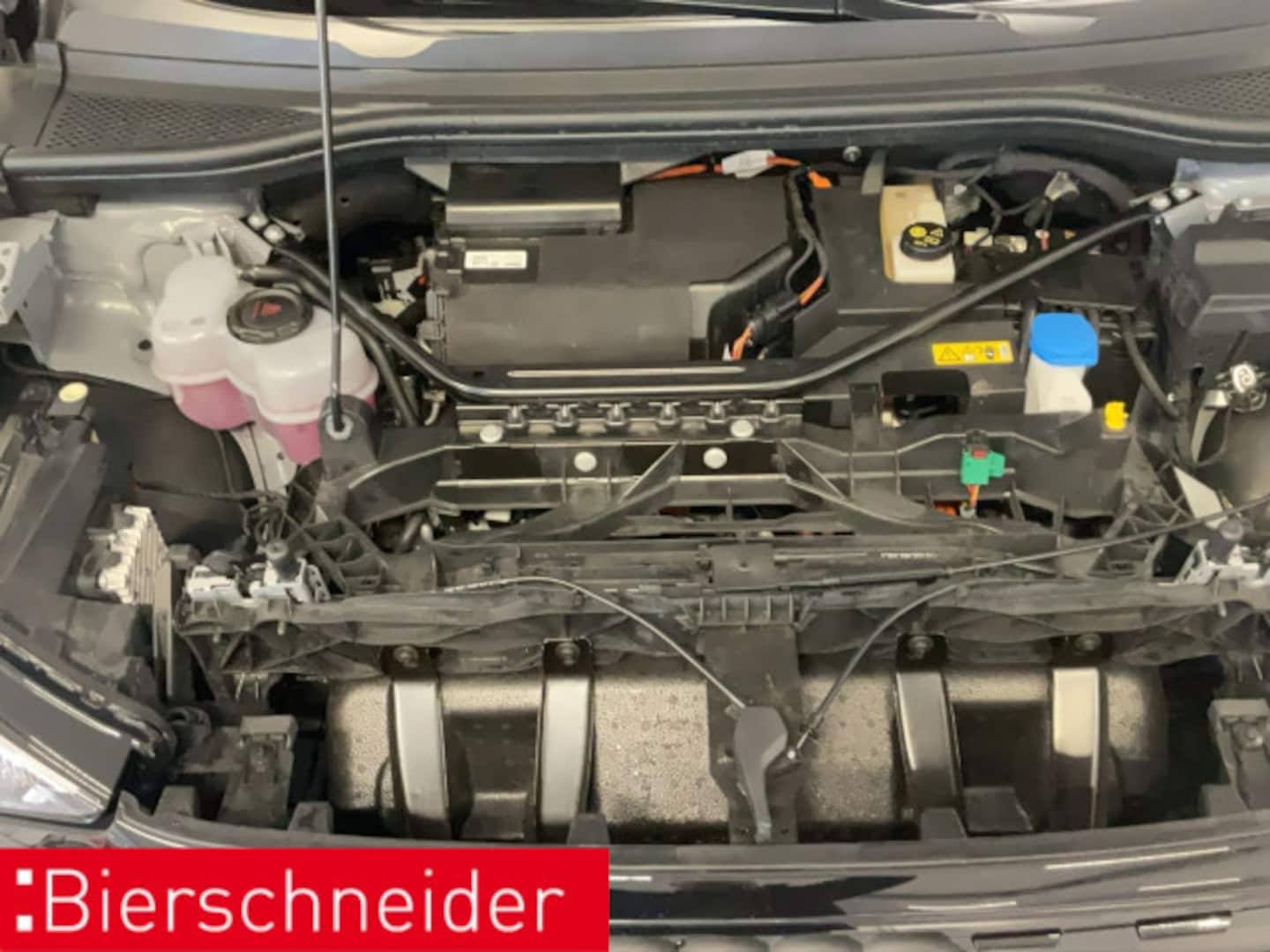 Bild über Audi Q4 e-tron 50 e-tron quattro - für weitere Informationen kontaktieren Sie den Audi Partner
