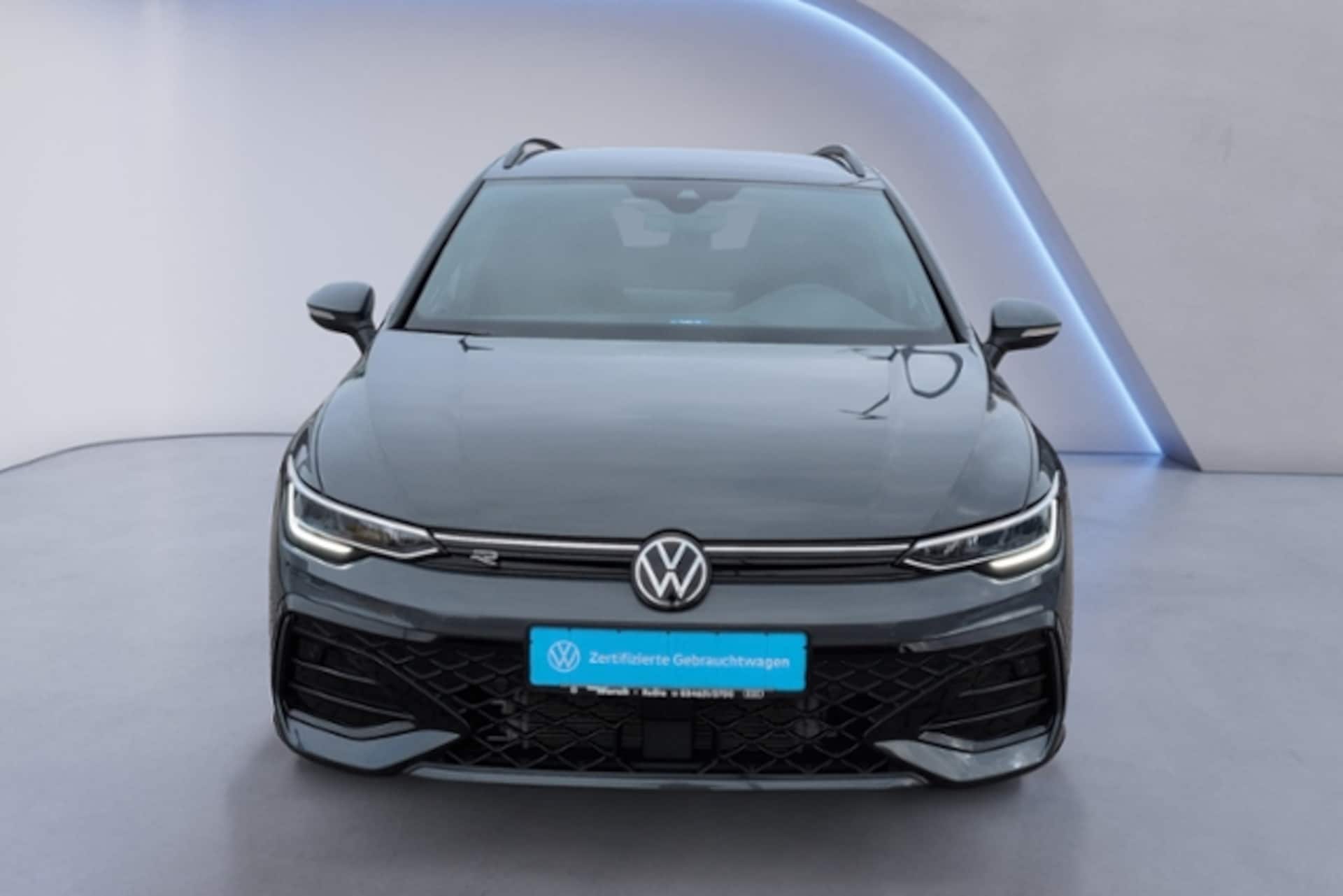 Volkswagen Golf Variant R-Line