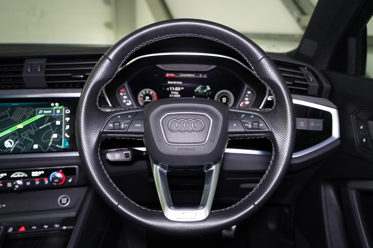 Image about Audi Q3 40 TFSI quattro S tronic