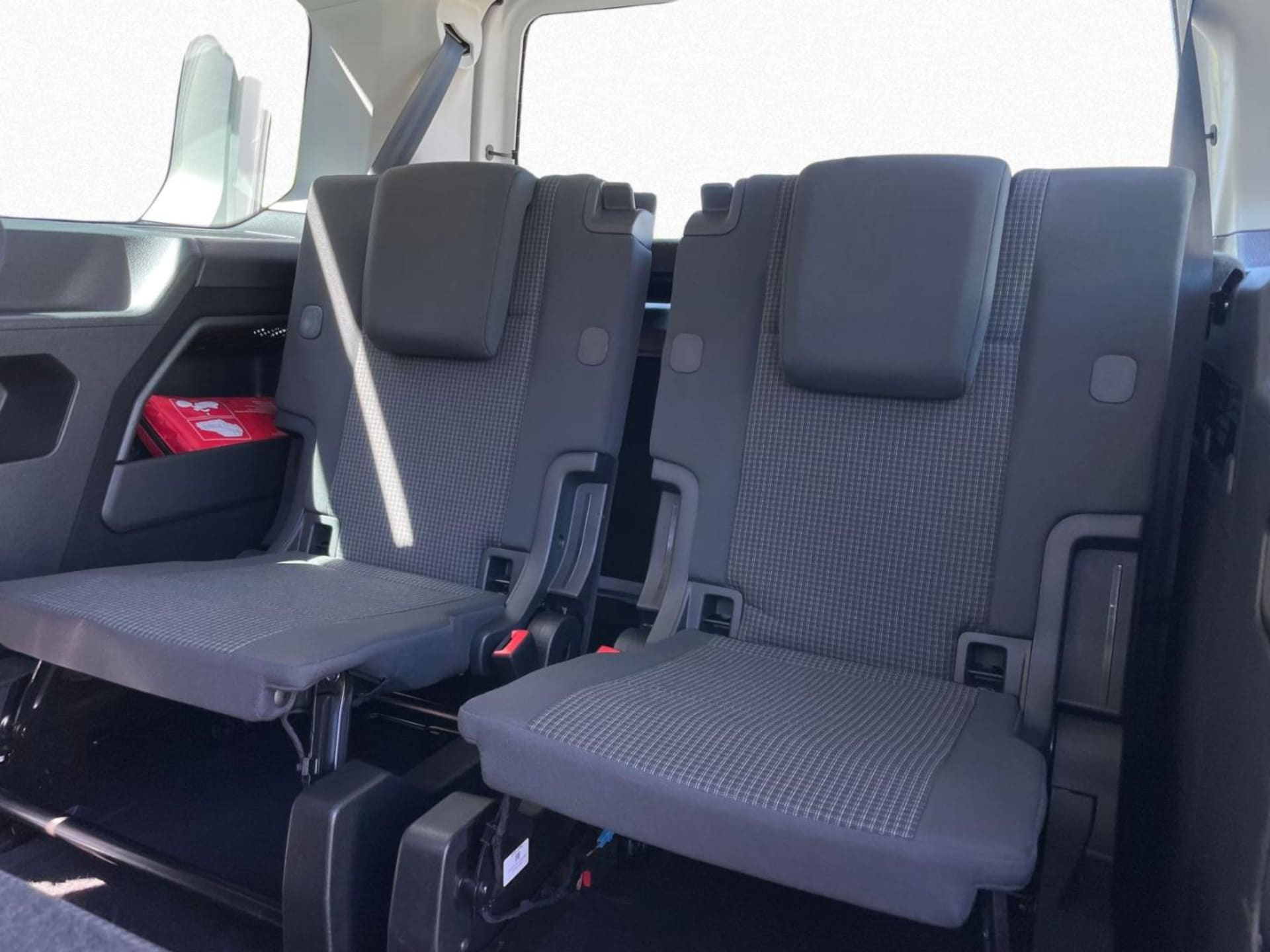Volkswagen Caddy Maxi Basis-Modell